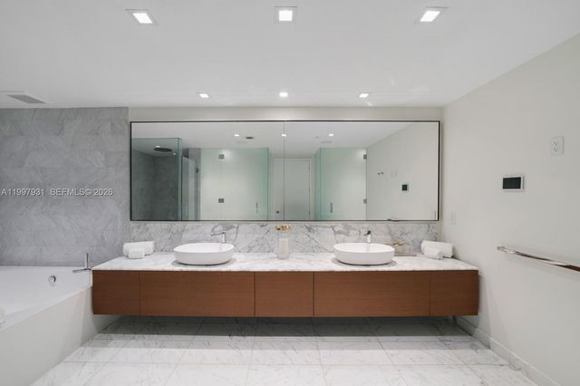 10203 Collins Ave 2501, Bal Harbour, FL 33154