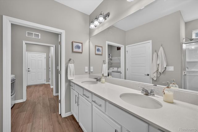 1708 Sunflower Lane, Milford Charter Township, MI 48381