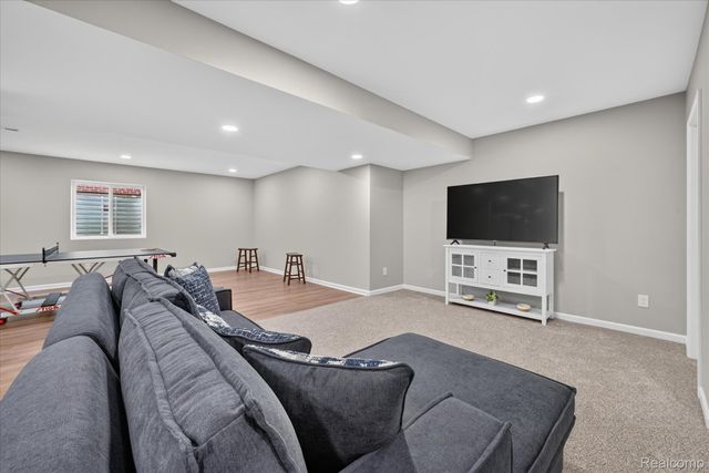 1708 Sunflower Lane, Milford Charter Township, MI 48381