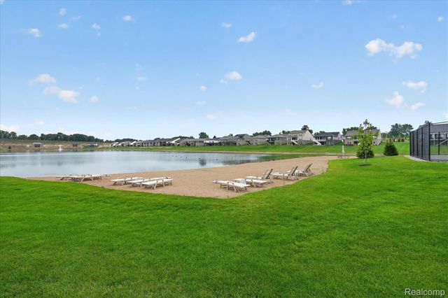 1708 Sunflower Lane, Milford Charter Township, MI 48381