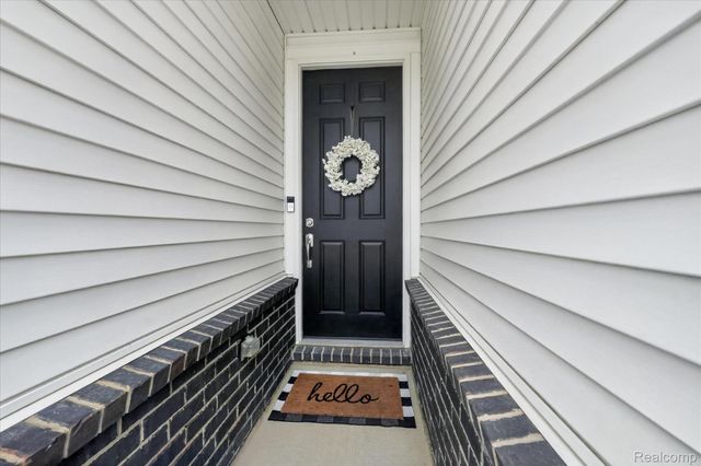 1708 Sunflower Lane, Milford Charter Township, MI 48381