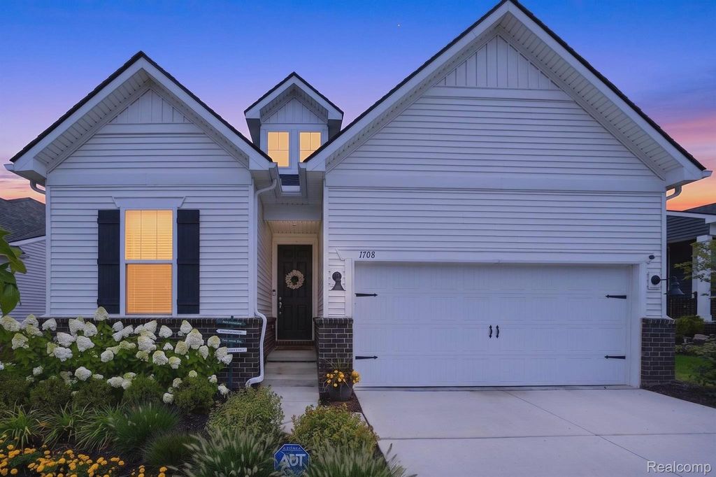 1708 Sunflower Lane, Milford Charter Township, MI 48381