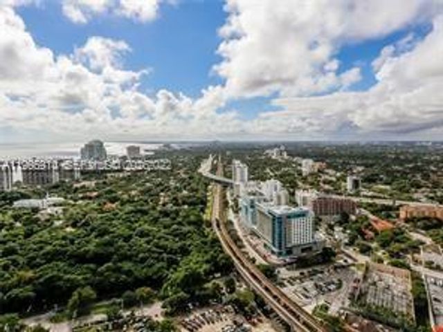 60 SW 13th St 3404, Miami, FL 33130