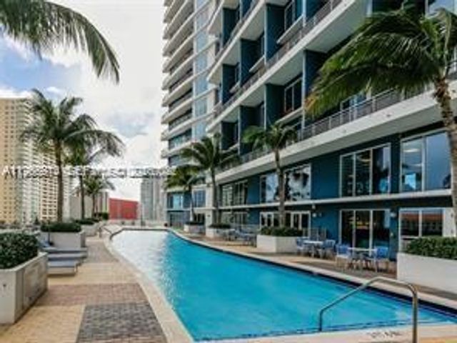 60 SW 13th St 3404, Miami, FL 33130