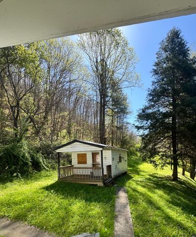 89 Belles Fork Road, Manchester, KY 40962