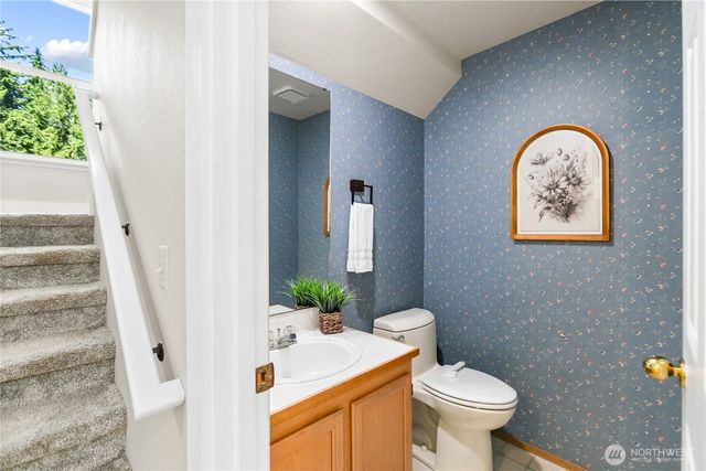 4131 NW Hosman Circle, Silverdale, WA 98383