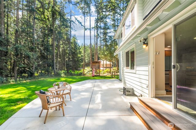 4131 NW Hosman Circle, Silverdale, WA 98383