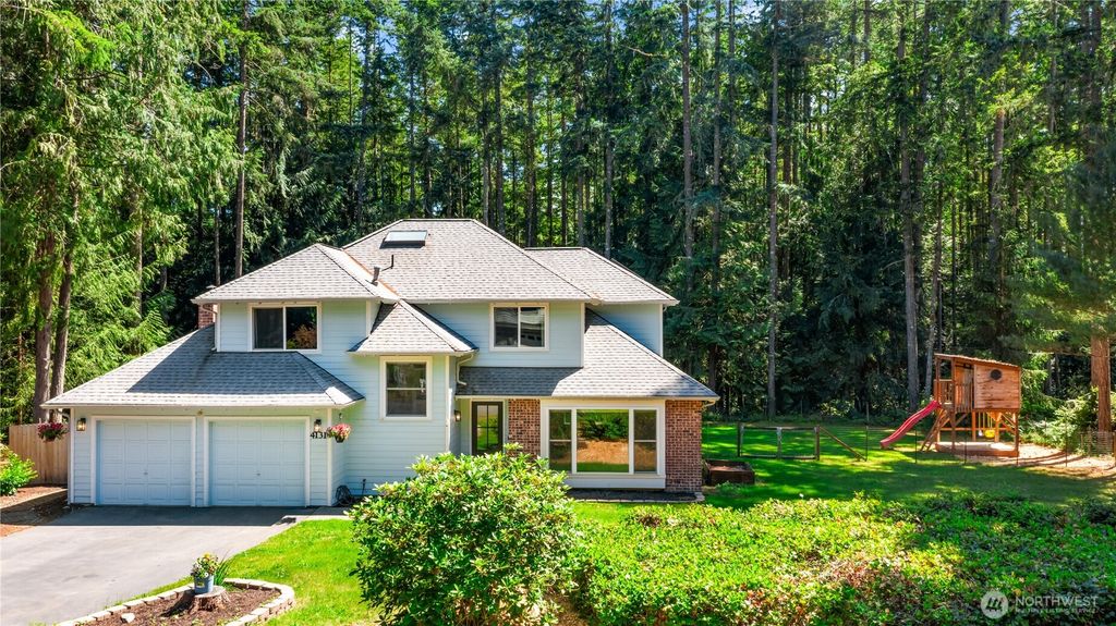 4131 NW Hosman Circle, Silverdale, WA 98383