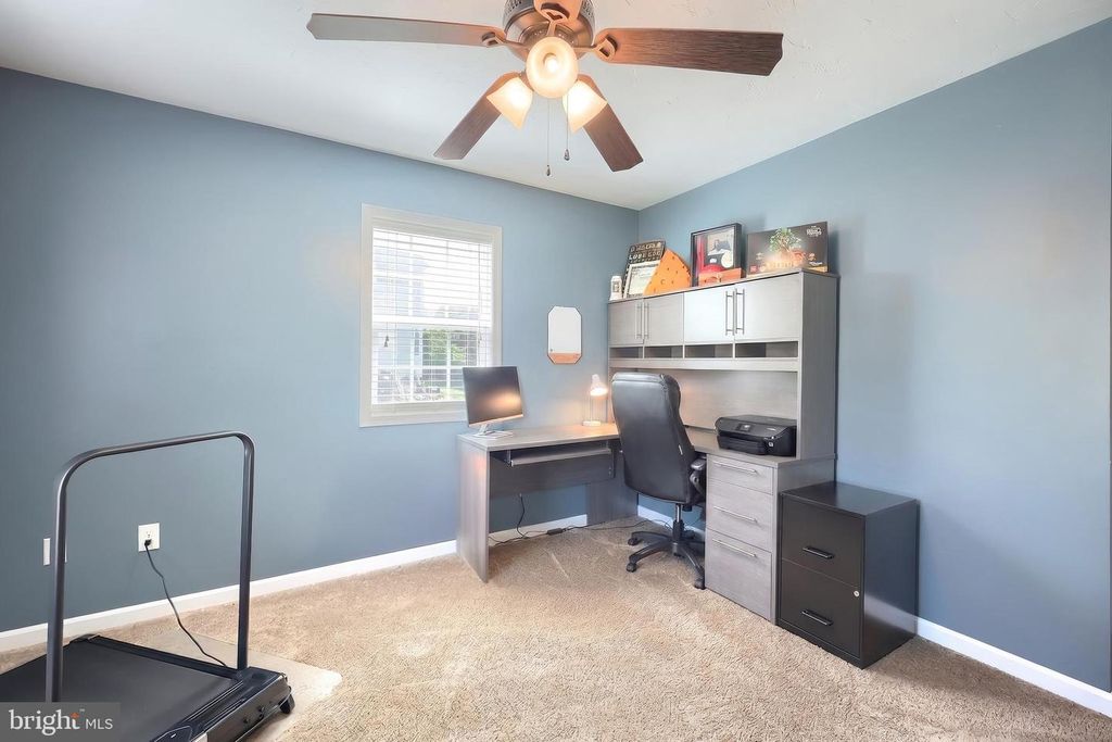 Image 22 of property listing at 18 E HIGH ST, Yoe, PA 17313