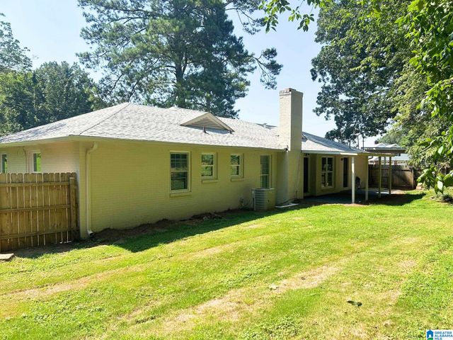 200 SHAMROCK ROAD, Anniston, AL 36207