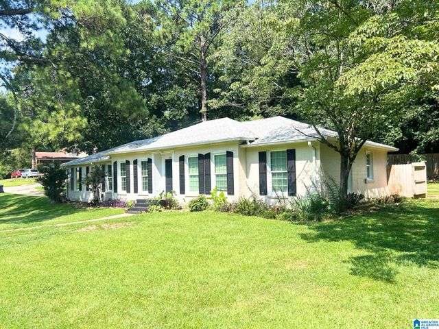 200 SHAMROCK ROAD, Anniston, AL 36207