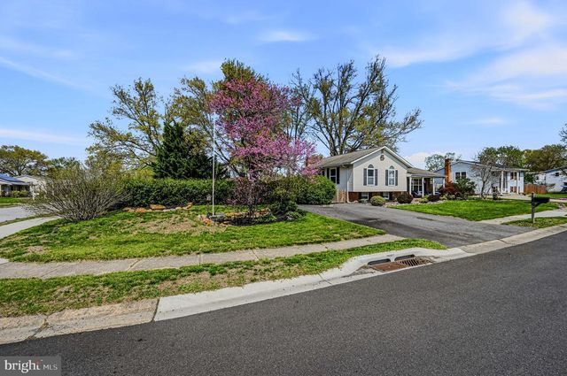 884 BROADFIELD DR, Newark, DE 19713