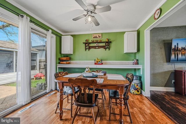 884 BROADFIELD DR, Newark, DE 19713