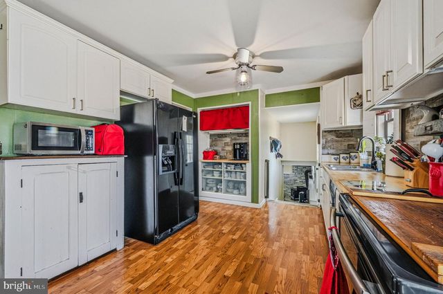 884 BROADFIELD DR, Newark, DE 19713