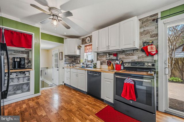 884 BROADFIELD DR, Newark, DE 19713