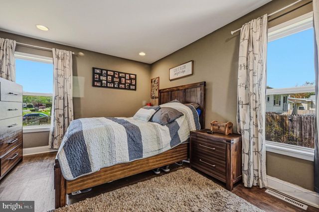 884 BROADFIELD DR, Newark, DE 19713