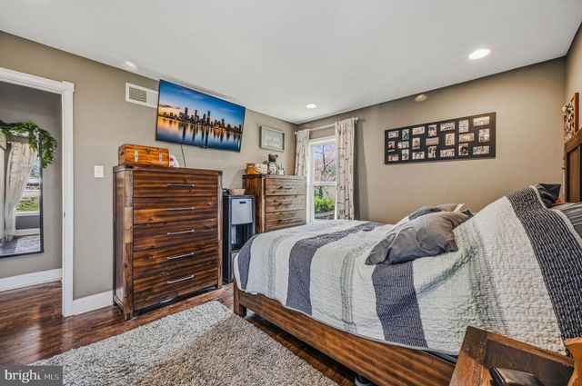 884 BROADFIELD DR, Newark, DE 19713