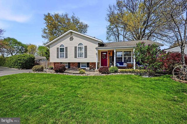 884 BROADFIELD DR, Newark, DE 19713