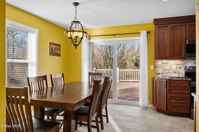 23 Cedarcrest Drive, East Greenbush, NY 12144