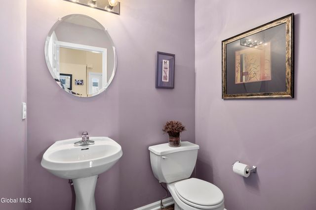 23 Cedarcrest Drive, East Greenbush, NY 12144