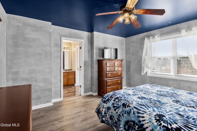 23 Cedarcrest Drive, East Greenbush, NY 12144