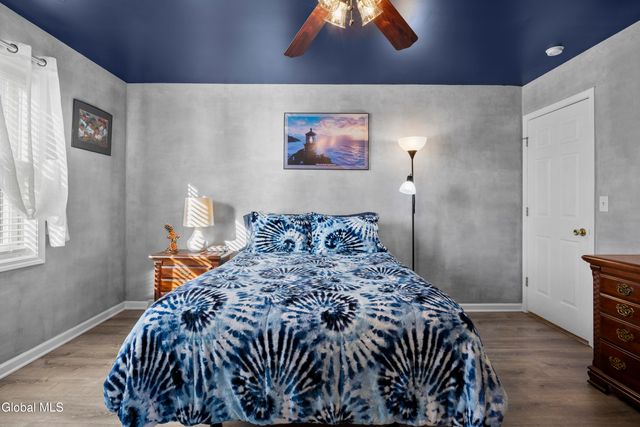 23 Cedarcrest Drive, East Greenbush, NY 12144