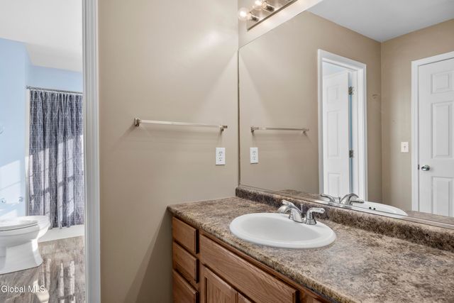 23 Cedarcrest Drive, East Greenbush, NY 12144