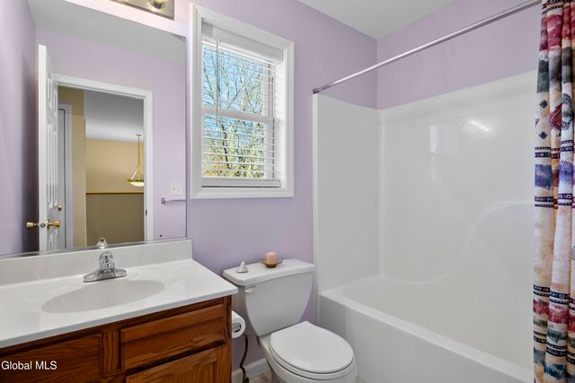 23 Cedarcrest Drive, East Greenbush, NY 12144