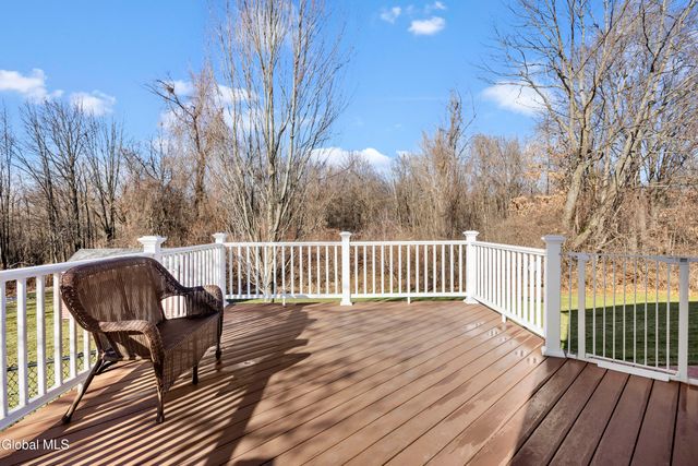 23 Cedarcrest Drive, East Greenbush, NY 12144