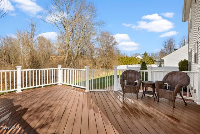 23 Cedarcrest Drive, East Greenbush, NY 12144