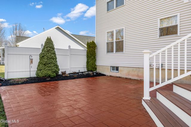 23 Cedarcrest Drive, East Greenbush, NY 12144