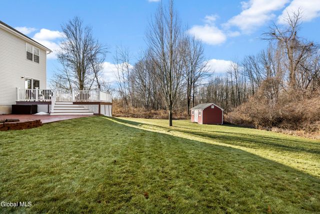 23 Cedarcrest Drive, East Greenbush, NY 12144