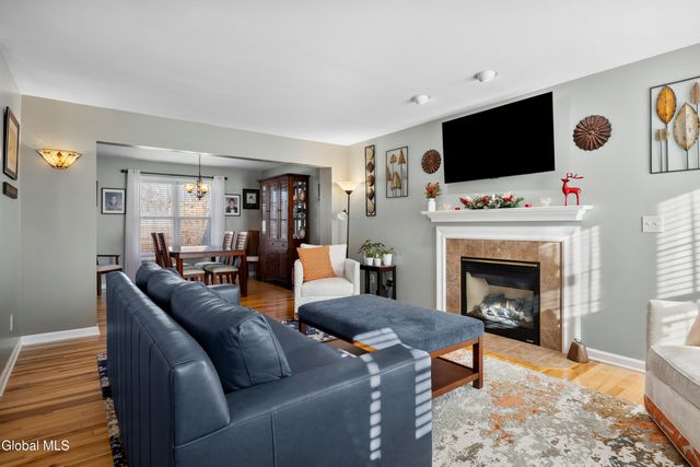 23 Cedarcrest Drive, East Greenbush, NY 12144