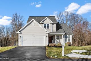 23 Cedarcrest Drive, East Greenbush, NY 12144