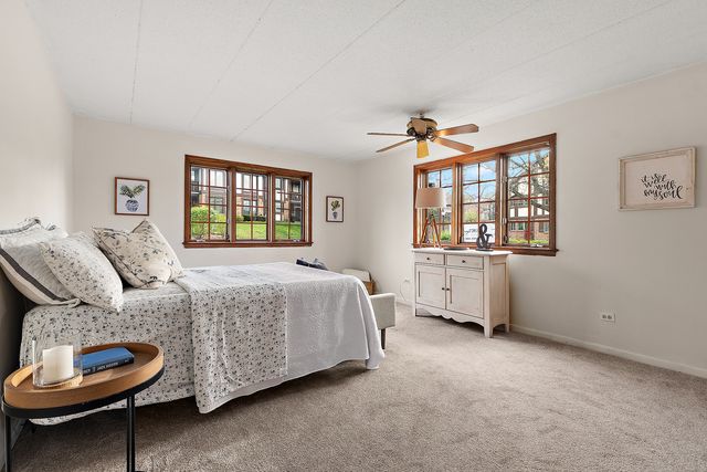 7834 W Foresthill Court 1CR, Palos Heights, IL 60463