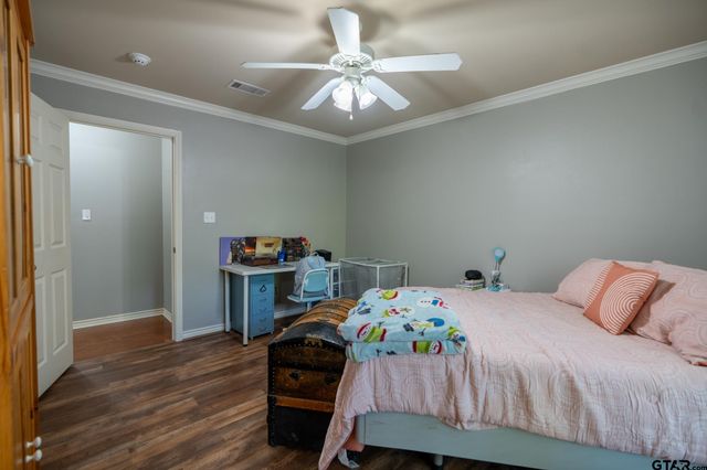 3979 Chapel Woods, Tyler, TX 75707