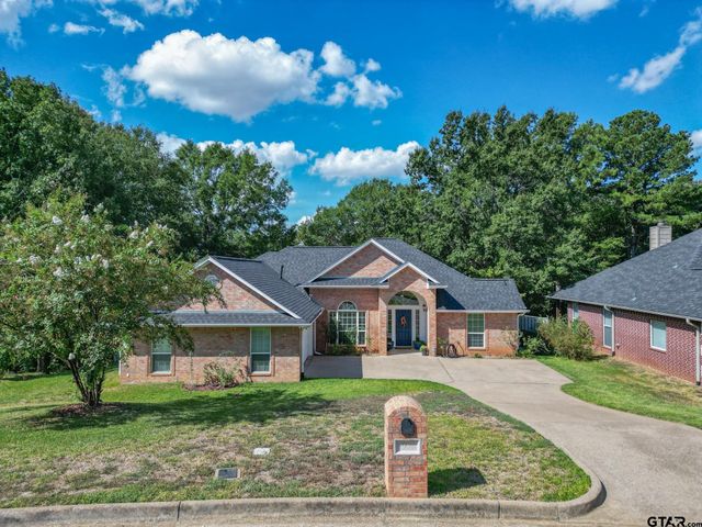 3979 Chapel Woods, Tyler, TX 75707