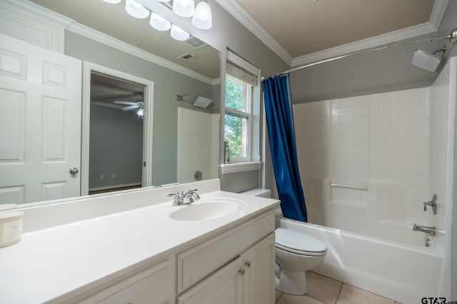 3979 Chapel Woods, Tyler, TX 75707