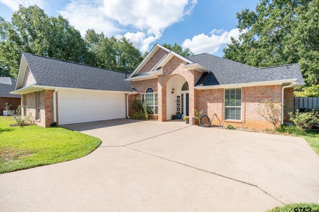 3979 Chapel Woods, Tyler, TX 75707