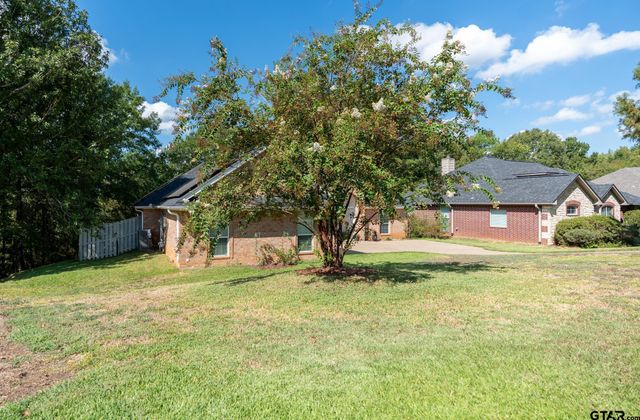 3979 Chapel Woods, Tyler, TX 75707