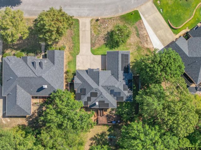 3979 Chapel Woods, Tyler, TX 75707