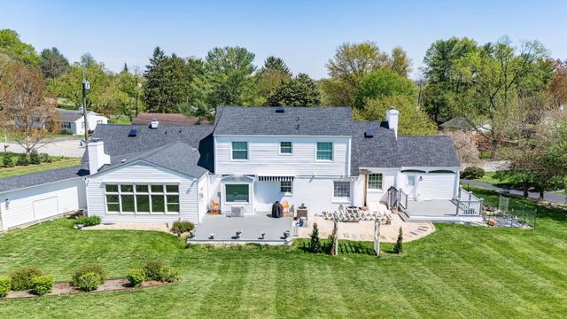 1204 WESTMORELAND DR, Staunton, VA 24401