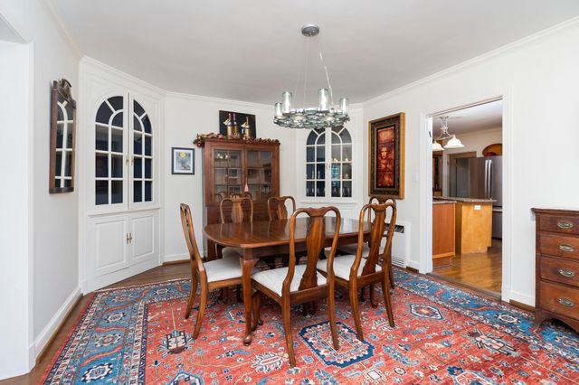 1204 WESTMORELAND DR, Staunton, VA 24401