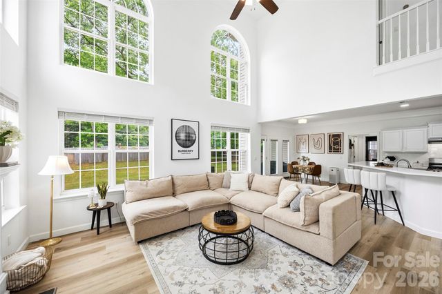 132 Elizabeth Hearth Road, Mooresville, NC 28115