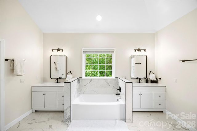 132 Elizabeth Hearth Road, Mooresville, NC 28115