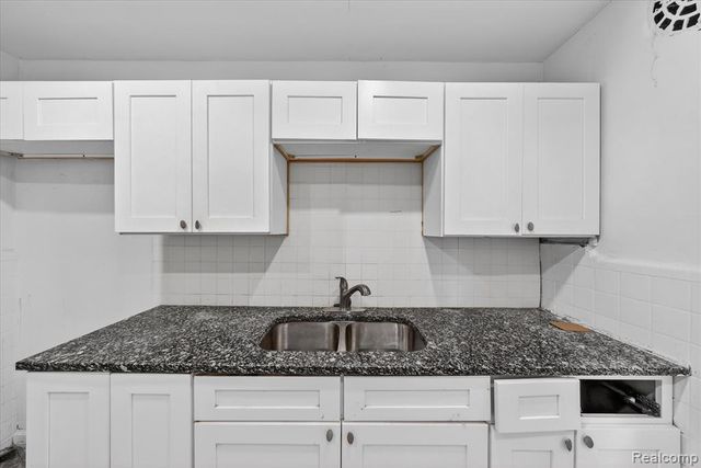 17540 Indiana Street, Detroit, MI 48221