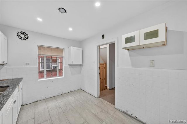 17540 Indiana Street, Detroit, MI 48221