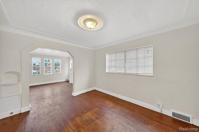 17540 Indiana Street, Detroit, MI 48221