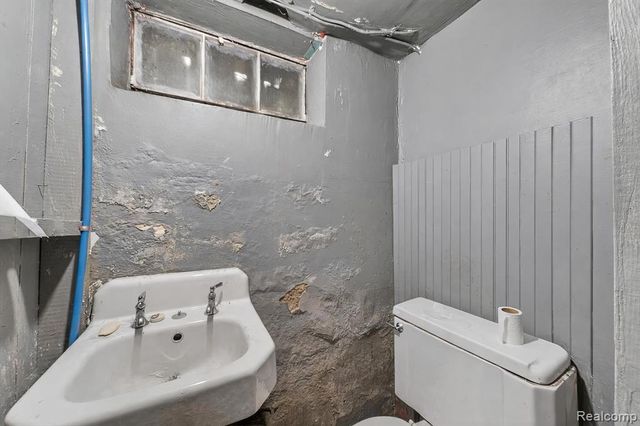 17540 Indiana Street, Detroit, MI 48221