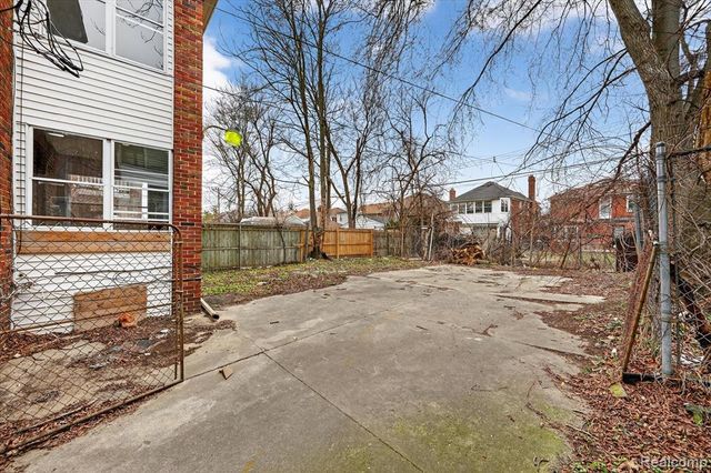 17540 Indiana Street, Detroit, MI 48221